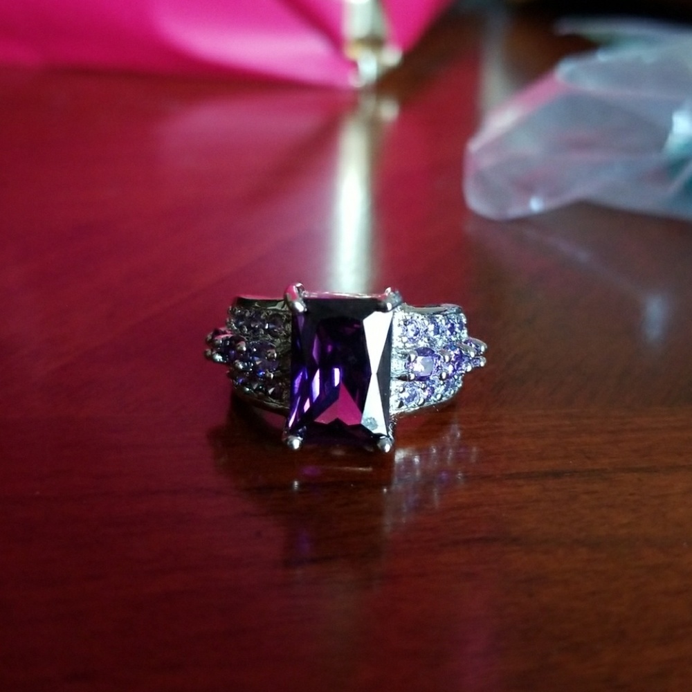 Amethyst ring